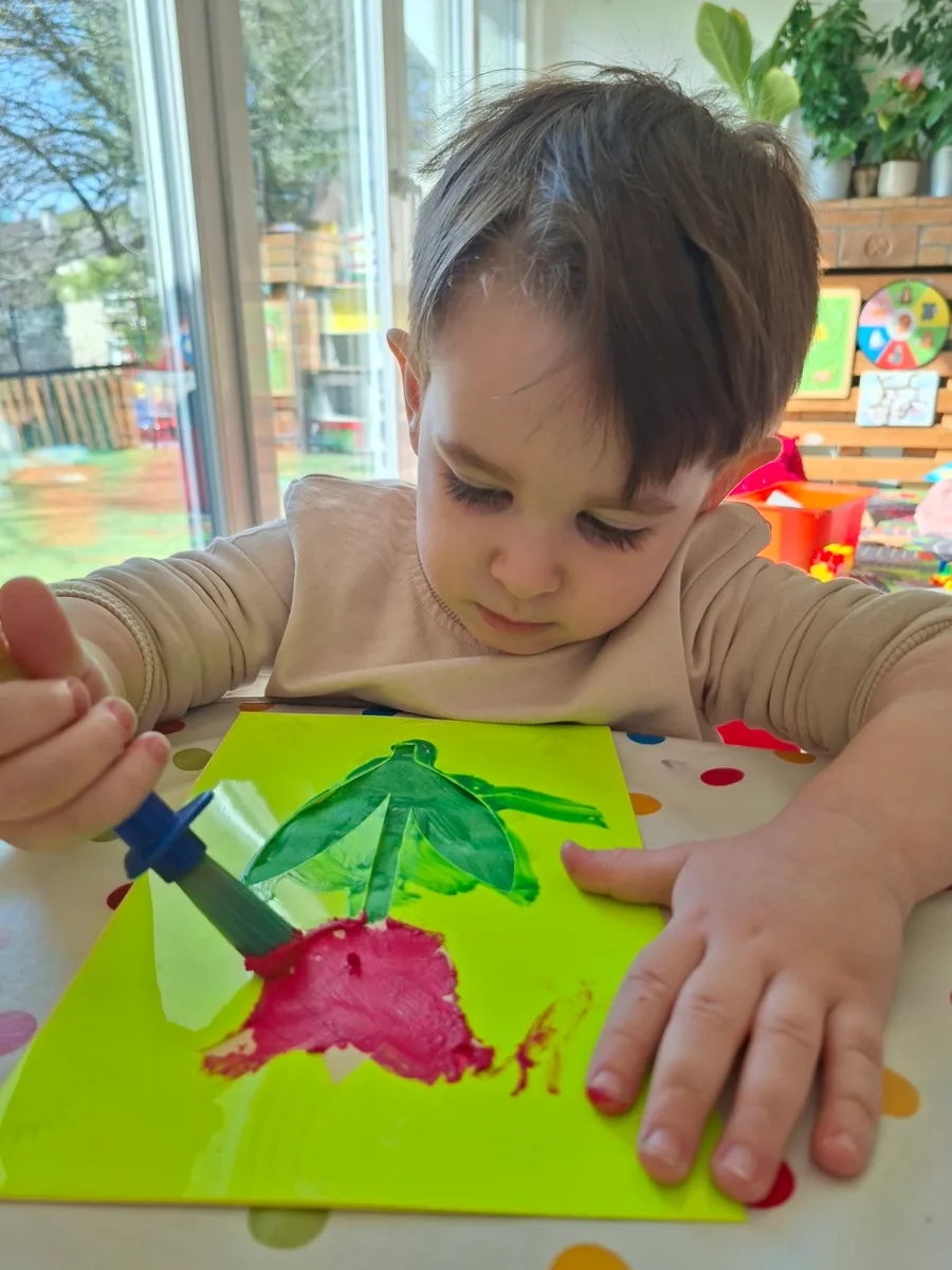 Varázsdomb Családi Bölcsőde, 1124 Budapest, Fodor utca 33. - Kézműves foglalkozás